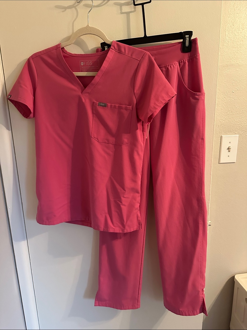 Figs Women's Scrub Set in Hot Pink - V-Neck Top & Elastic Waist Pants
